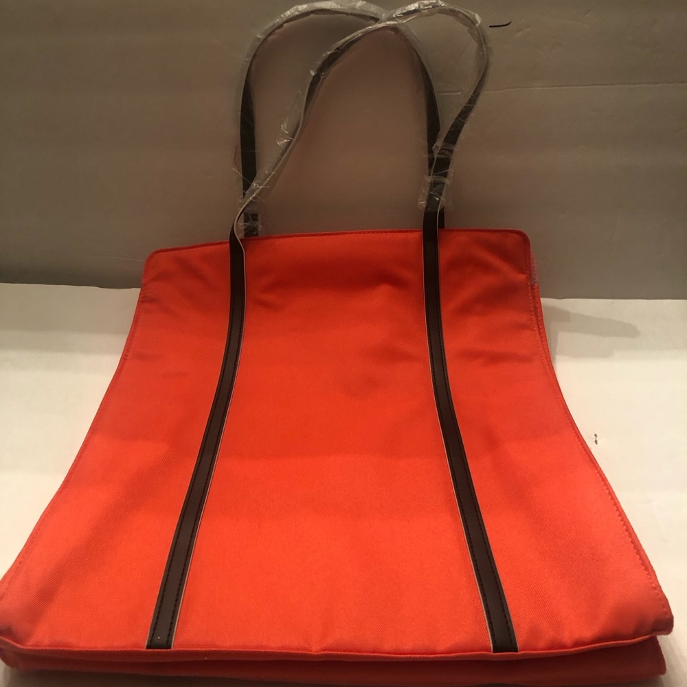 Tote - Picture 2 of 2